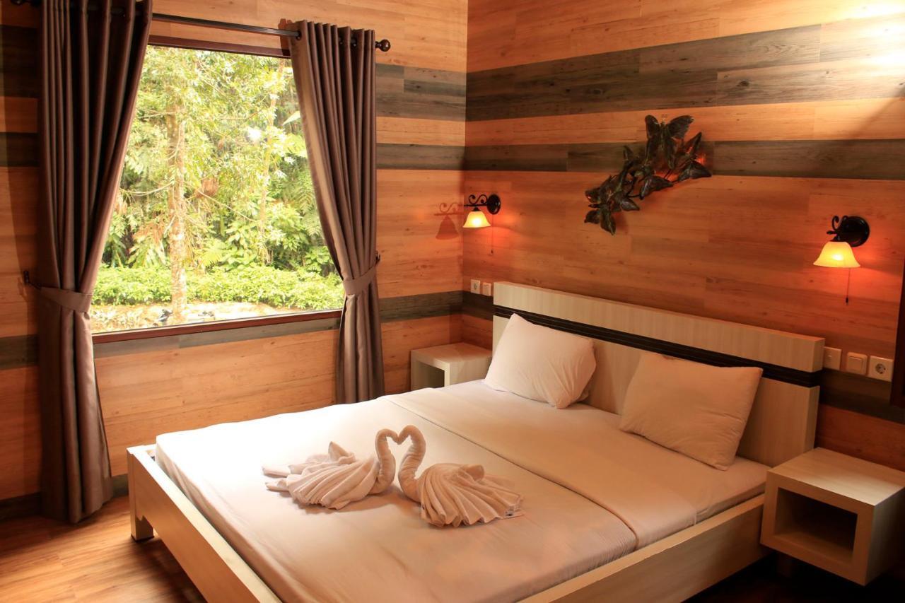 Safari Resort Puncak Zewnętrze zdjęcie